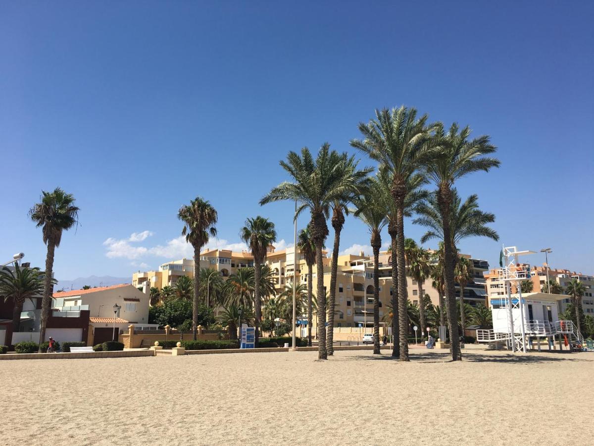 Atico Almeria. Paseo Maritimo Roquetas De Mar Eksteriør bilde